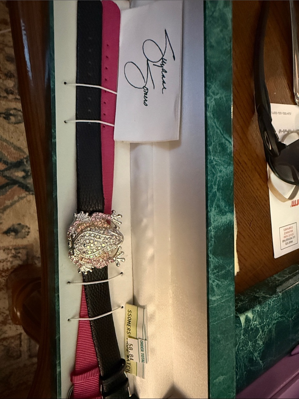 Suzanne Somers Pink and Black Crystal Turtle Buckle Belt